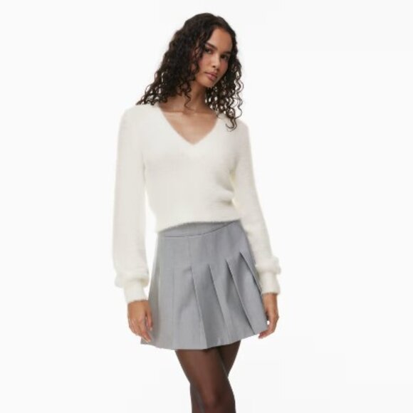 Aritzia Sunday Best Kitten V-Neck Sweater | Black | Size M - Picture 8 of 12